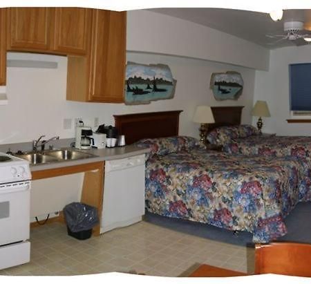 Frontier Suites Hotel In Juneau Kültér fotó