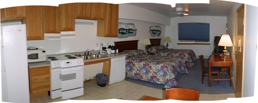Frontier Suites Hotel In Juneau Kültér fotó