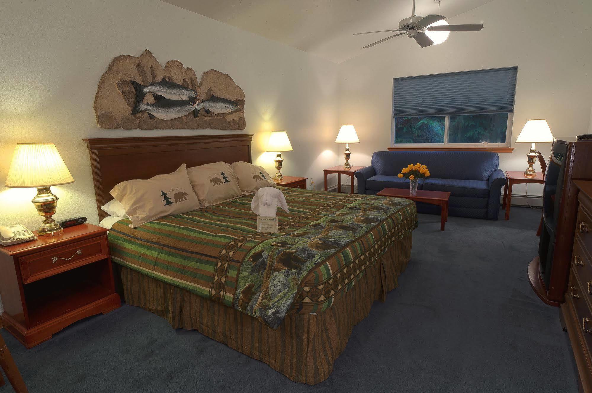 Frontier Suites Hotel In Juneau Kültér fotó